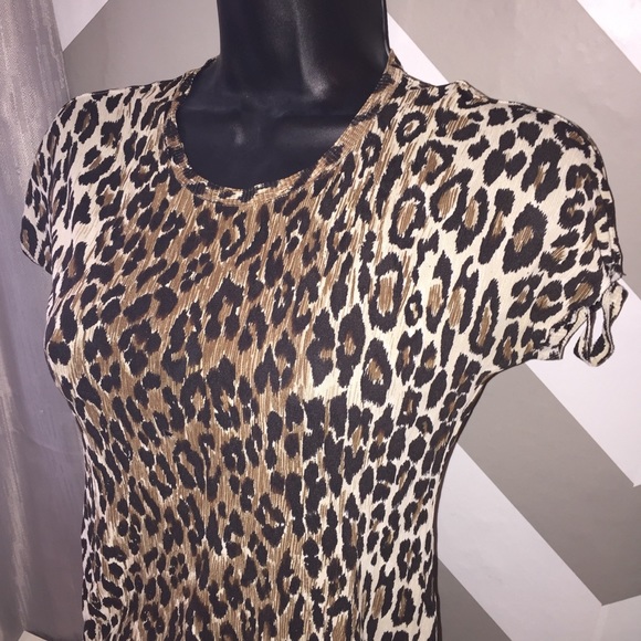 Dolce Gabbana Leopard Animal Print Tee 